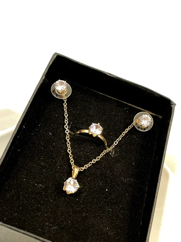 2 in 1 Huitan Cubic Zirconia Necklace & Ring Set - Image 8