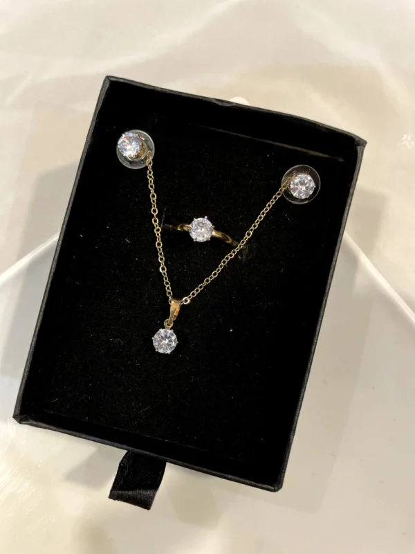 2 in 1 Huitan Cubic Zirconia Necklace & Ring Set - Image 9